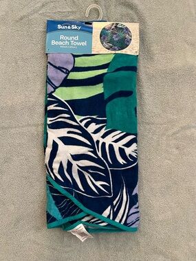 Sun & Sky Round Tropical Leaf Beach Towel